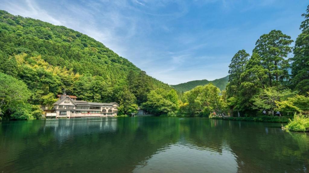 Yufuin Luxury Villa -Zakuro- Екстериор снимка
