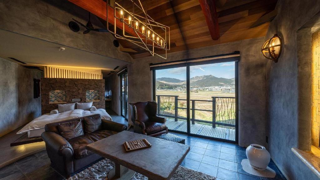 Yufuin Luxury Villa -Zakuro- Екстериор снимка