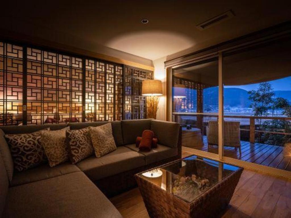 Yufuin Luxury Villa -Zakuro- Екстериор снимка